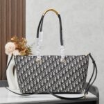 i1740238009125_1400_0_0