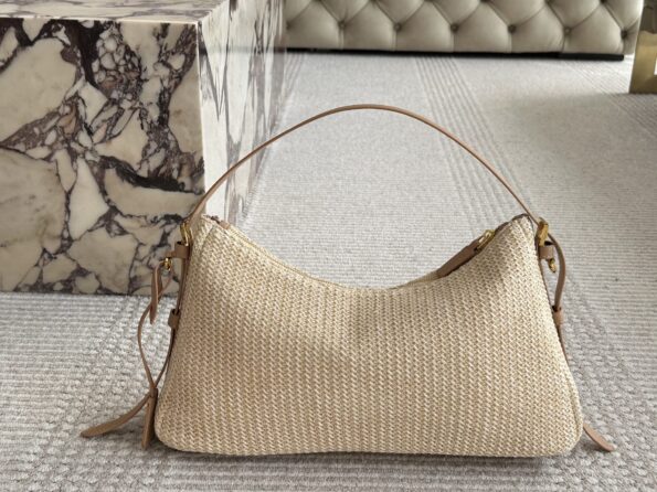 i1742460118675_9610_0_3