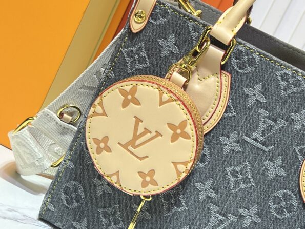 i1742928303399_3587_0_3