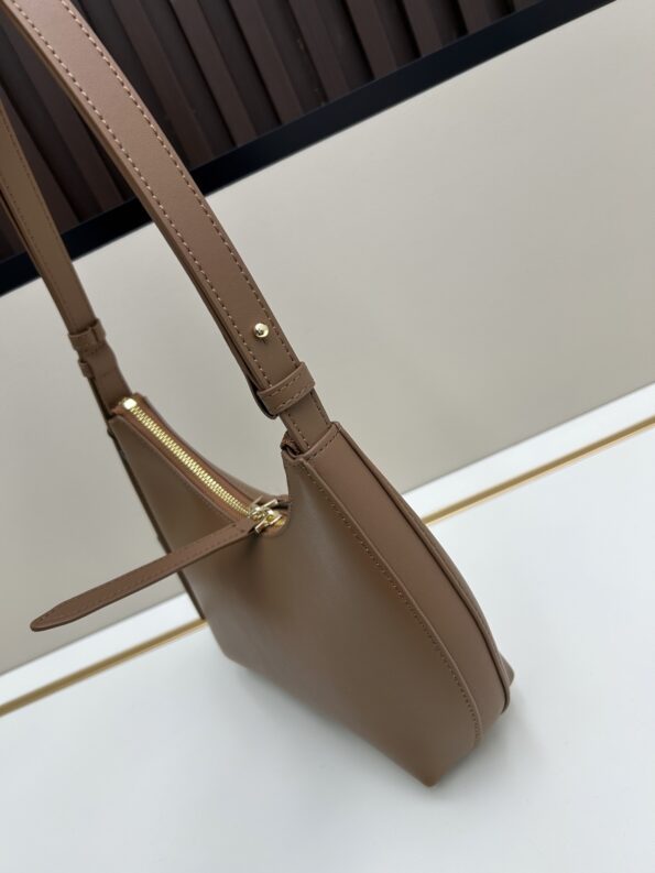 i1743787071300_6898_0_2