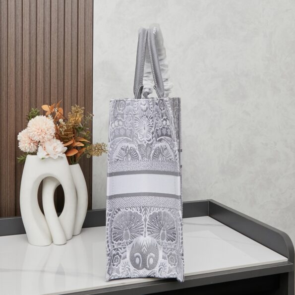 i1743871125606_8775_0_2