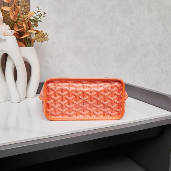 i1744551843458_9913_0_3