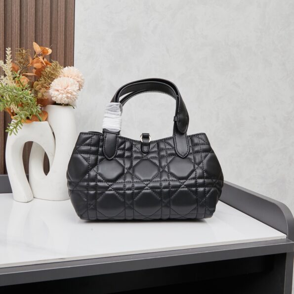 i1745124229955_787_0_2