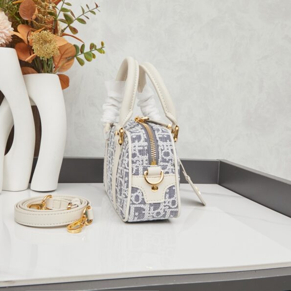 i1745126053782_7952_0_1