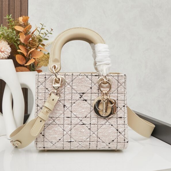 i1745256598928_6154_0_0