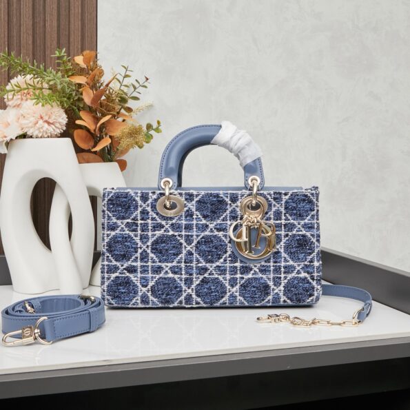 i1745257445937_7640_0_0