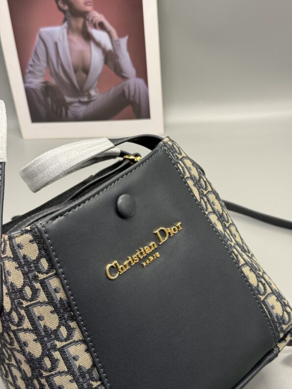 i1745468150326_4699_0_1