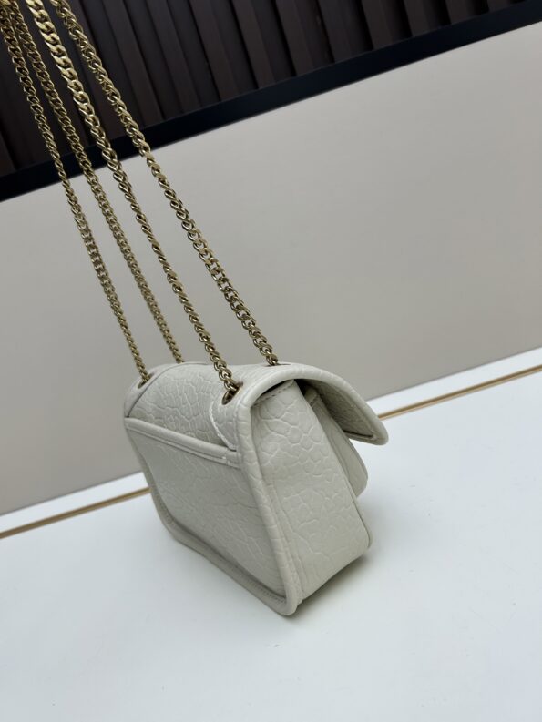 i1746121750619_3079_0_2