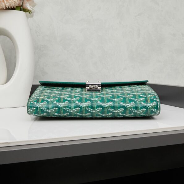 i1746470824423_139_0_3